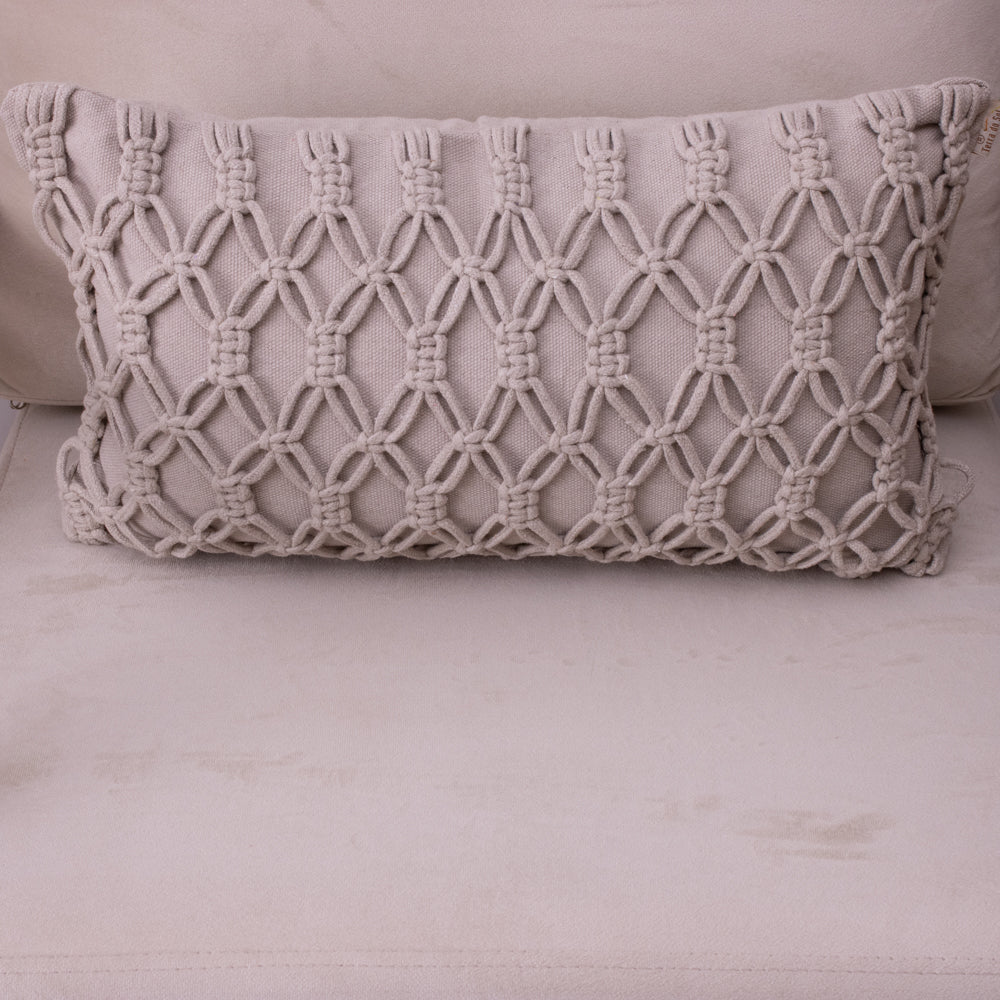 Capa de Almofada Macramê Cinza – 30x50 cm