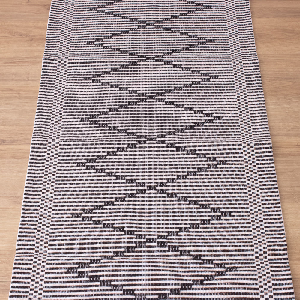 Passadeira Avulsa 2M Zurick Zig Zag - Preto