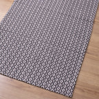 Tapete Beira Cama Indiano 70x140cm - Preto e Branco