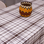 Toalha de Mesa 1,40 x 1,40 m – Marrom