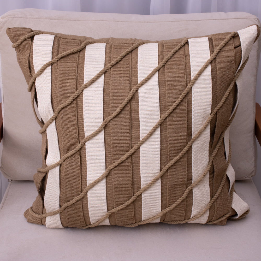 Capa de Almofada Dunas Cru e Marrom Claro – 50x50 cm
