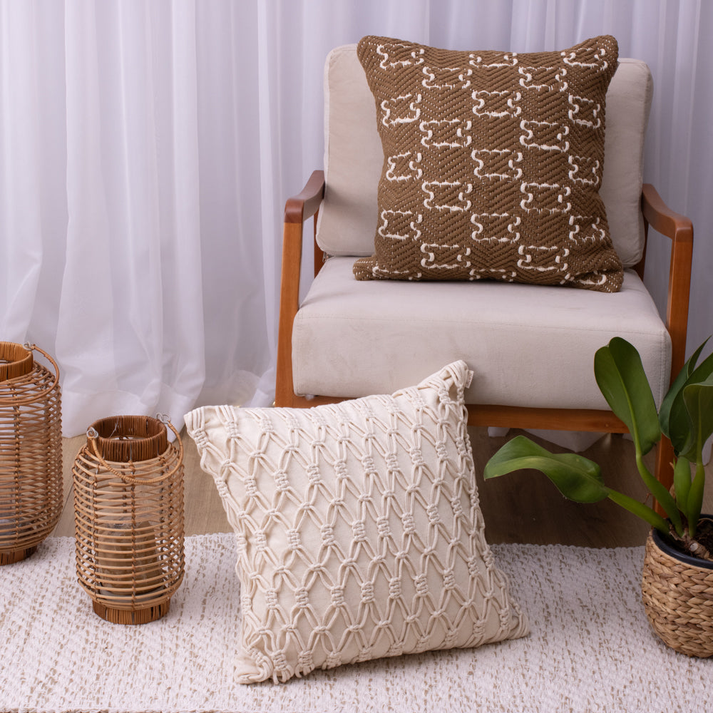 Capa de Almofada Arabesco Marrom Claro – 50x50 cm