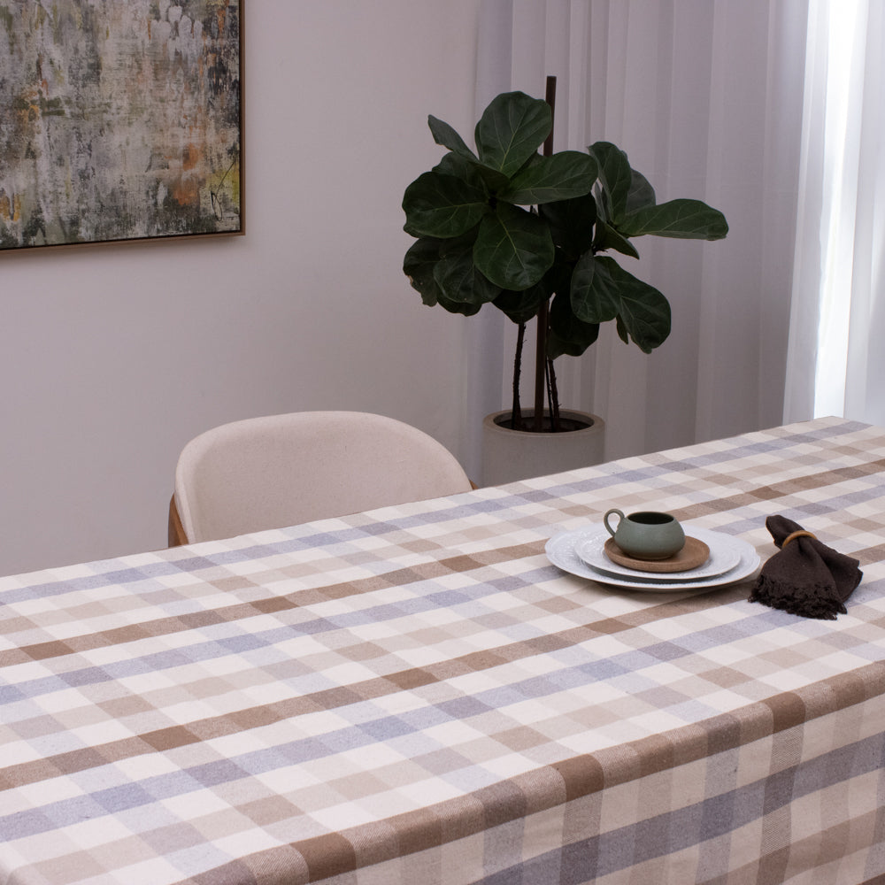 Toalha de Mesa Xadrez 1.40x2.50 m - Cinza e Bege