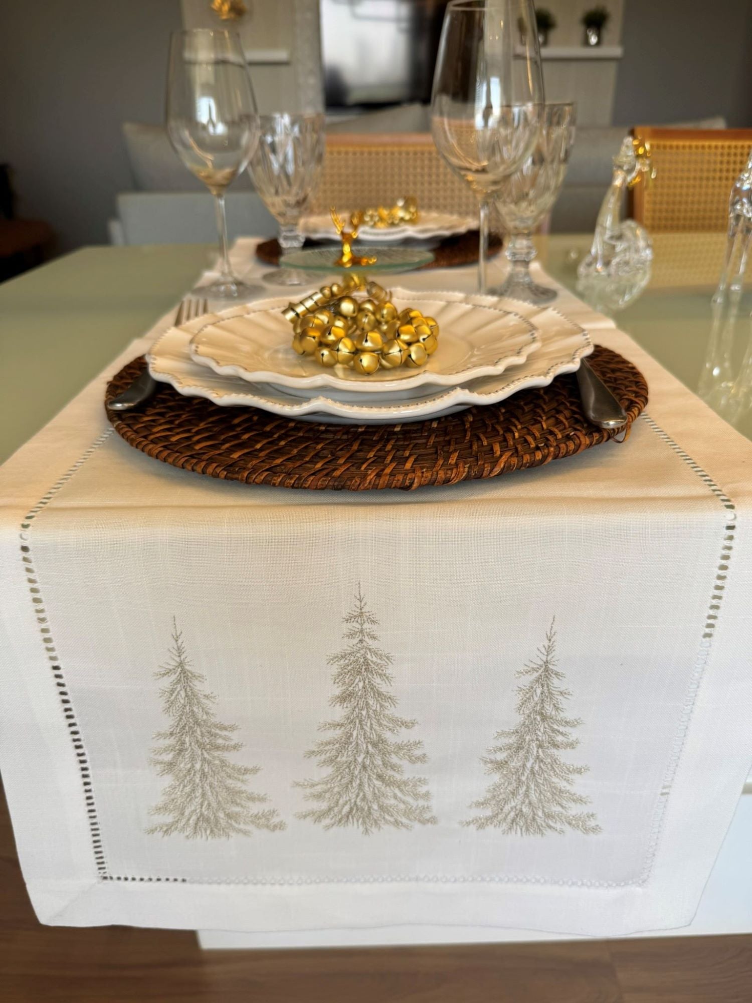 Caminho de Mesa Encanto Natalino Branco - Bordado 40x180 cm