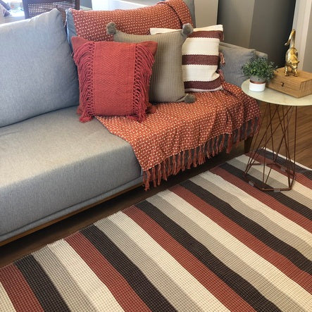 Capa Almofada Duna em algodão com franjas laterais 45 x 45  TerraCota