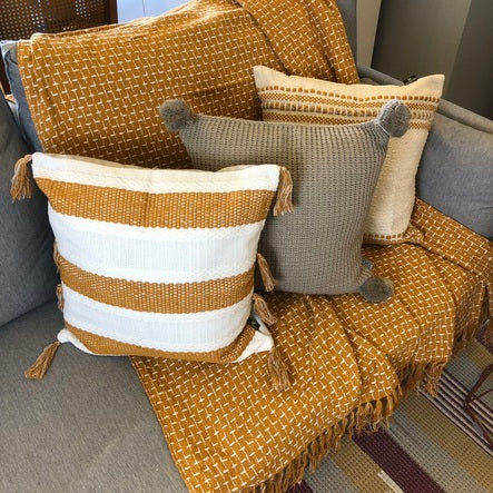 Capa Almofada Tricot  Vicenza Pompom 45 x 45 - Bege