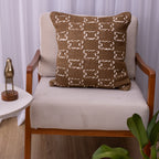 Capa de Almofada Arabesco Marrom Claro – 50x50 cm