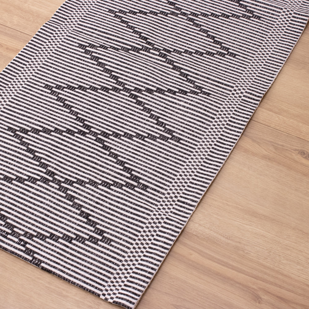 Passadeira Avulsa 2M Zurick Zig Zag - Preto