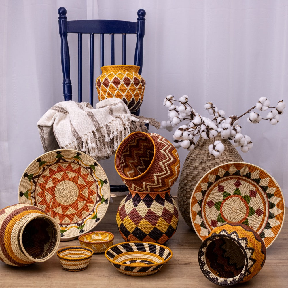 Fruteira Indígena em Fibra Tucumã - Redonda