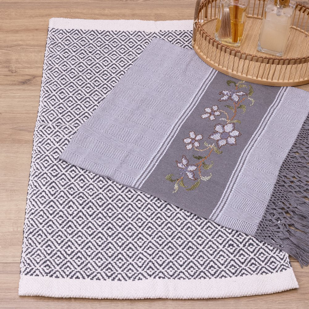 Jogo de Lavabo Bordado à Mão com 2 Peças - Cinza Escuro