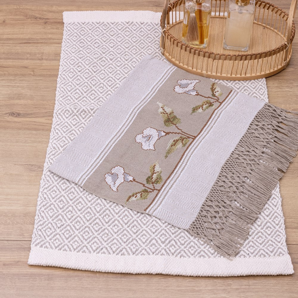 Jogo de Lavabo Bordado à Mão com 2 Peças - Cinza (Copo de Leite)