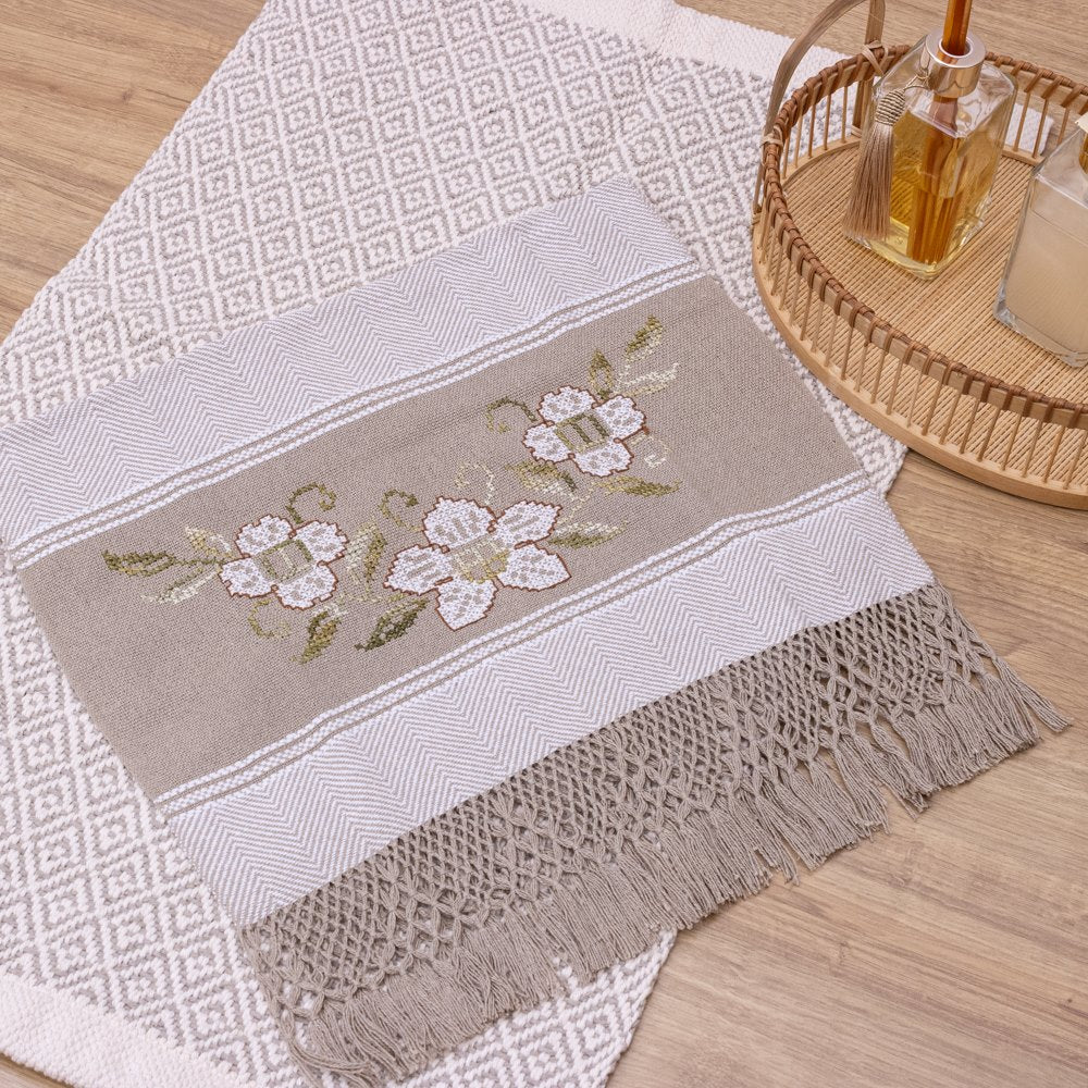 Jogo de Lavabo Bordado à Mão com 2 Peças - Cinza (Flores)