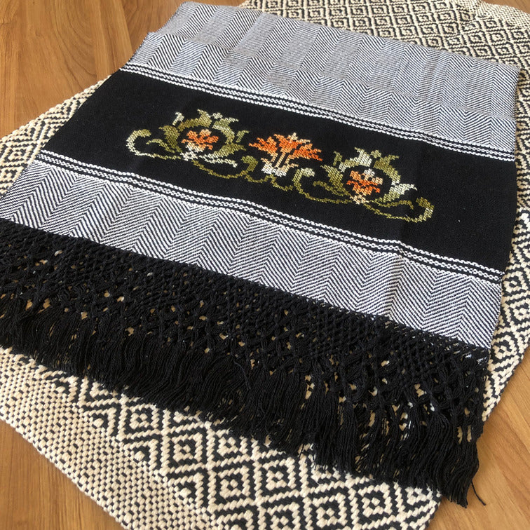 Jogo de Lavabo em algodão bordado com 2 peças - Preto