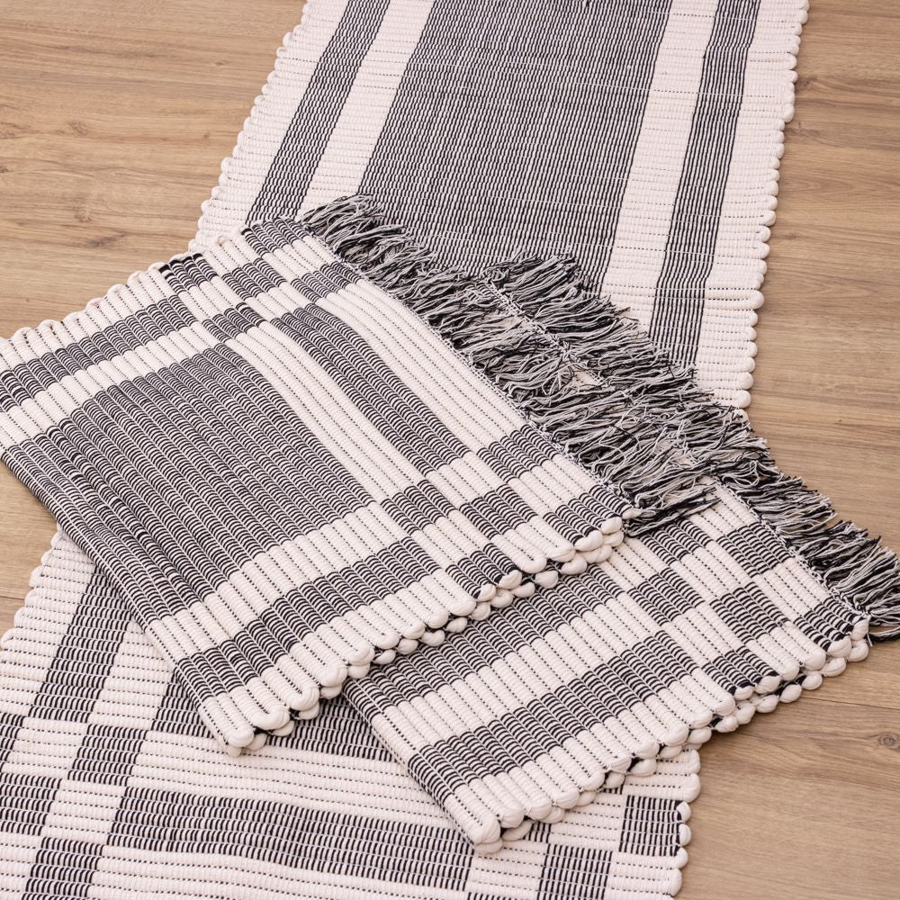 Jogo de Passadeira de Malha Chic Dupla Face com 3 peças - Preto