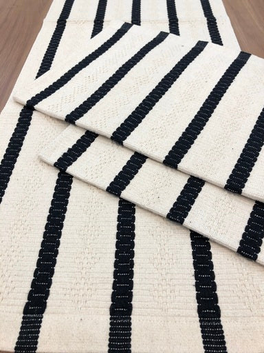 Jogo de Passadeira Itatiaia com 3 peças - Preto e Cru