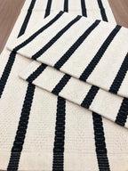 Jogo de Passadeira Itatiaia com 3 peças - Preto e Cru