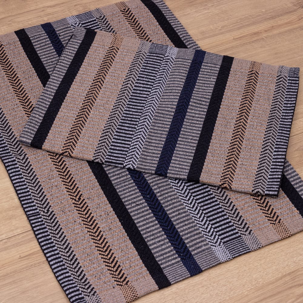 Jogo de Tapetes Zurick Listrado com 2 peças -  Preto, Cinza e Bege