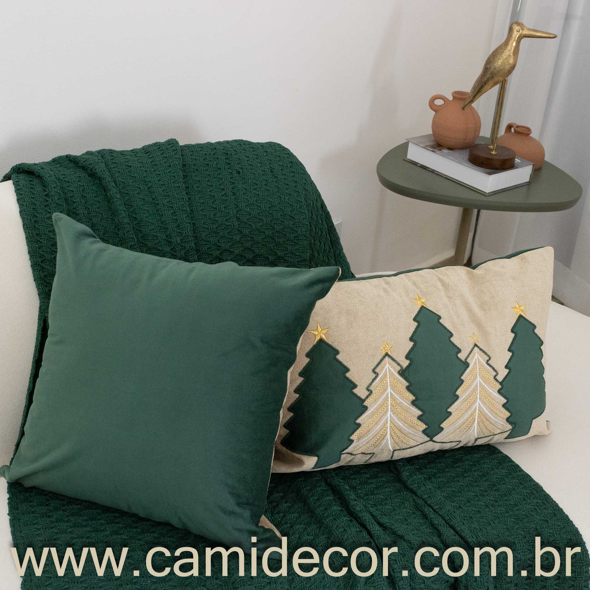 Kit com 2 Capas Aveludadas e Bordadas Natalinas - Floresta de Natal