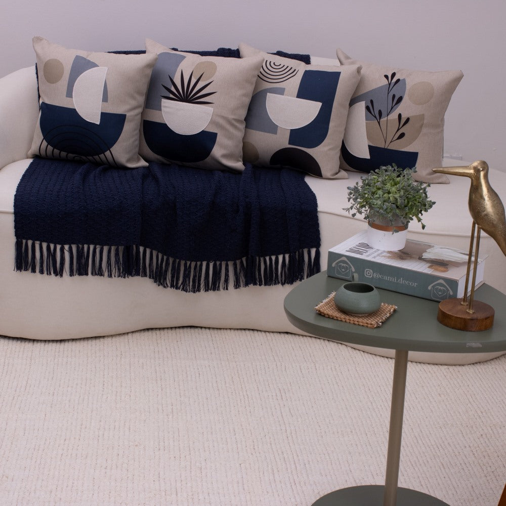Kit com 4 Capas de Almofadas 43x43 - Linho com Aplicação Bouclé Azul Contemporâneo