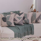 Kit com 4 Capas de Almofadas 43x43 - Linho com Aplicação em Bouclé Geométrico e Costela de Adão