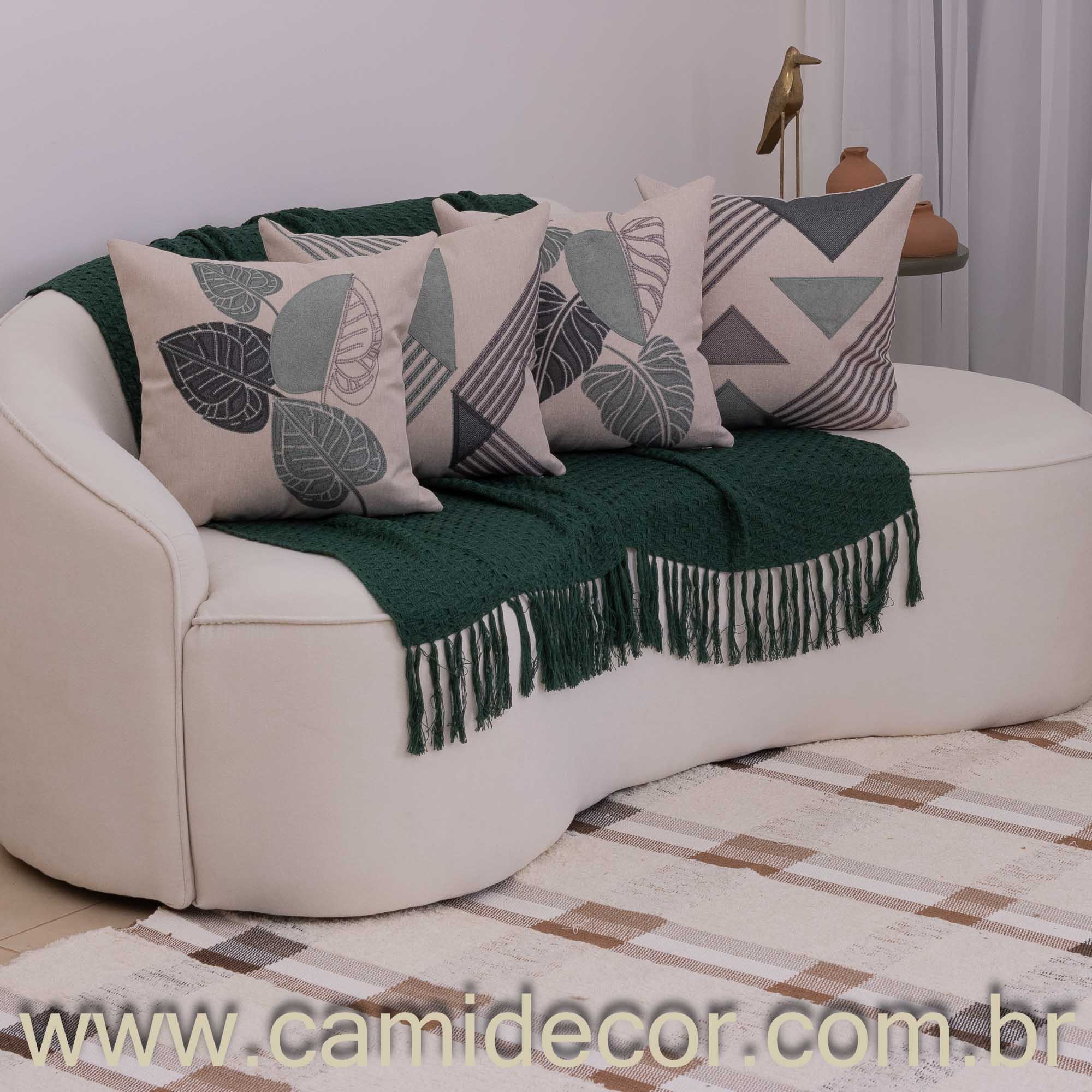 Kit com 4 Capas de Almofadas 43x43 - Linho com Aplicação em Bouclé Geométrico e Costela de Adão