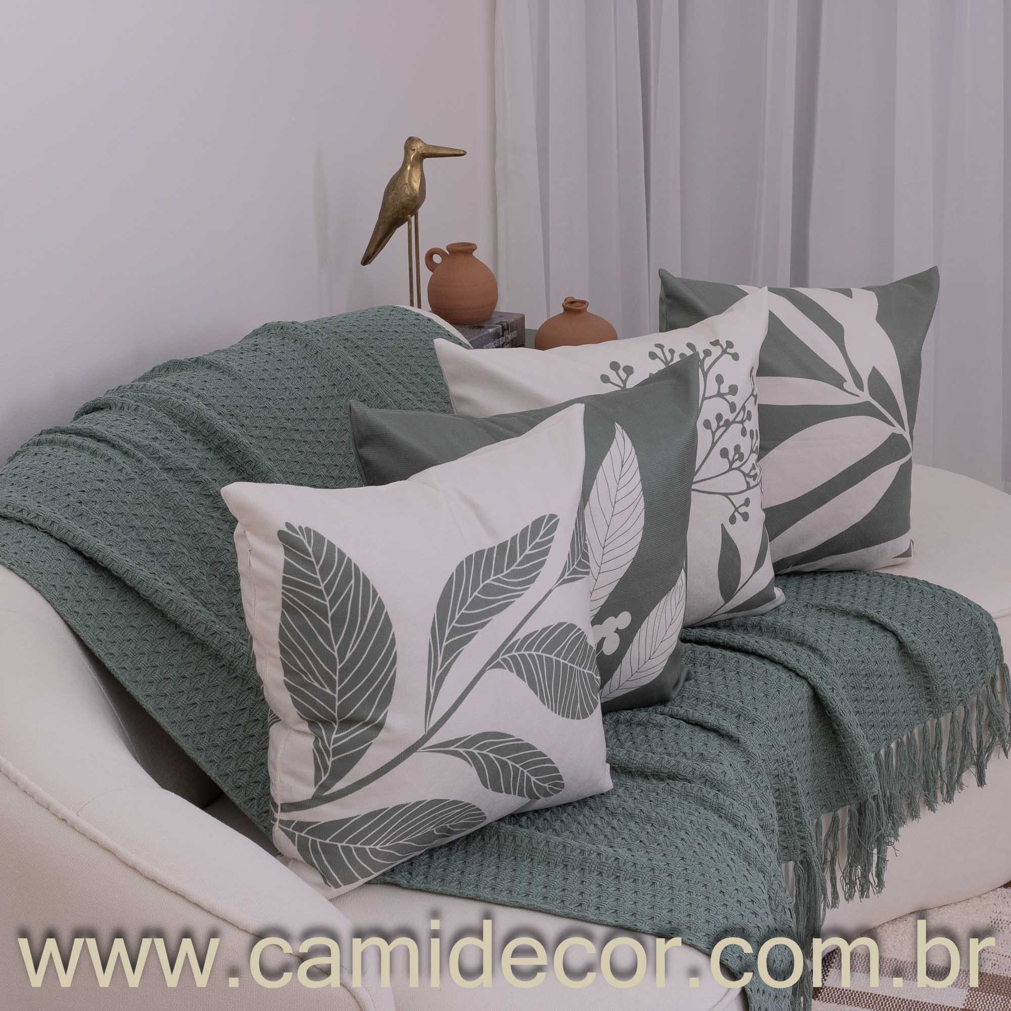 Kit com 4 Capas de Almofadas 45x45 - Suede Folhagens Botânicas