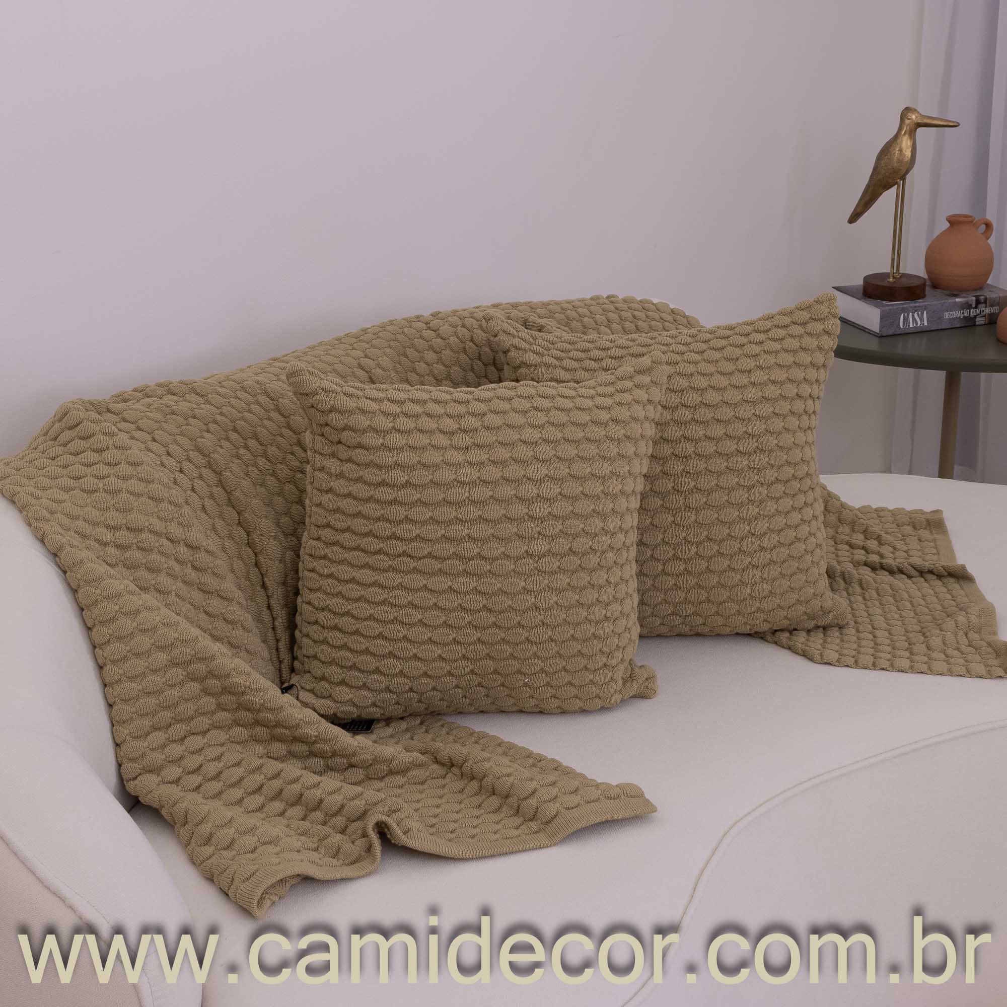 Kit Peseira e Capas Almofadas em Tricô Bublles 70 x 2,20 - Bege