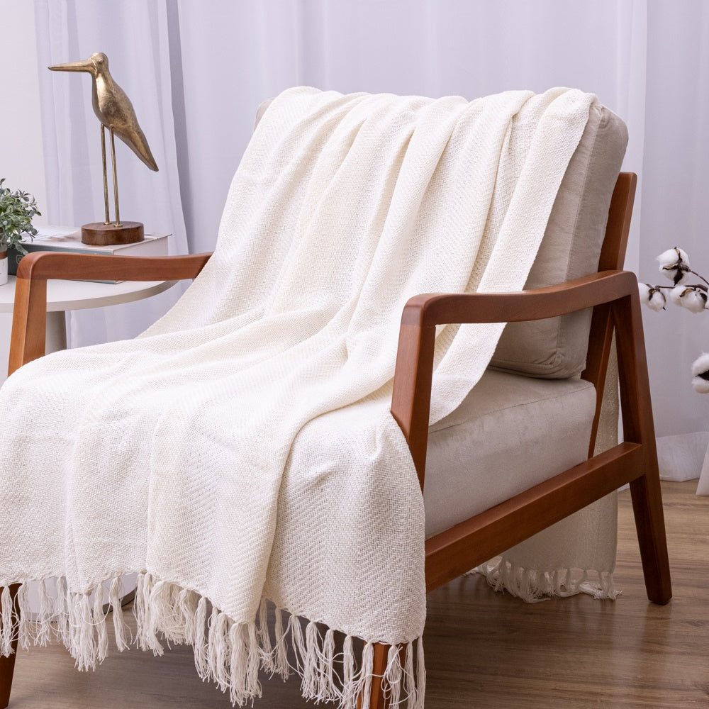 Manta Ísis com trama entrelaçada 1,20x1,80m - Cru