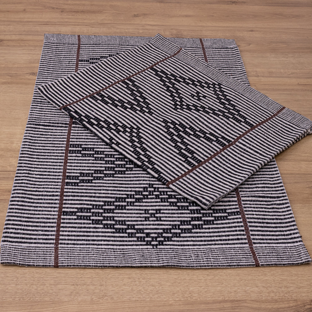 Jogo de Tapetes Zurick Zig Zag com 2 peças - Preto e Marrom