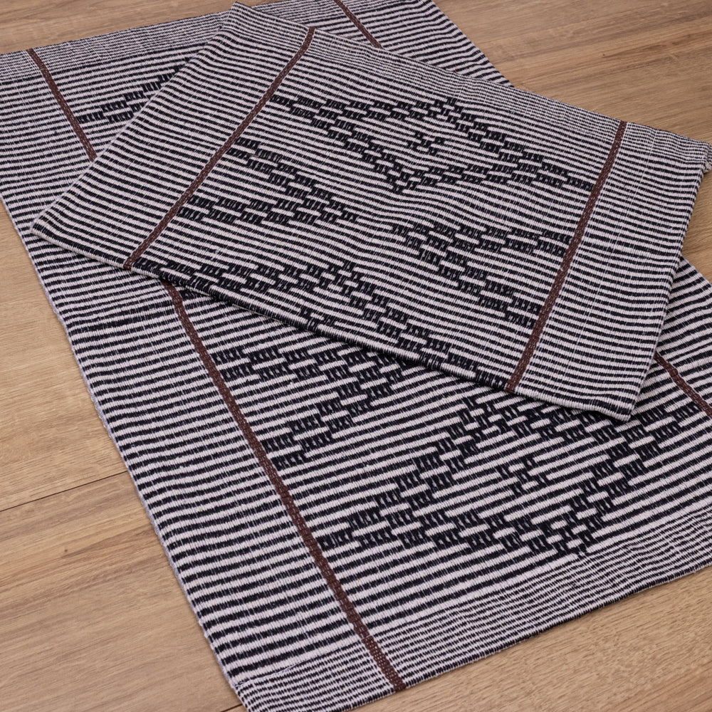 Jogo de Tapetes Zurick Zig Zag com 2 peças - Preto e Marrom