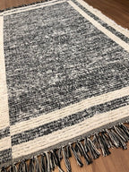 Tapete Beira Cama Dupla Face 80x150cm - Preto e Cru