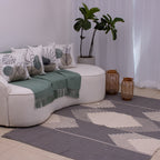 Tapete para Sala de Bico 150 x 200cm - Cinza Escuro e Cru