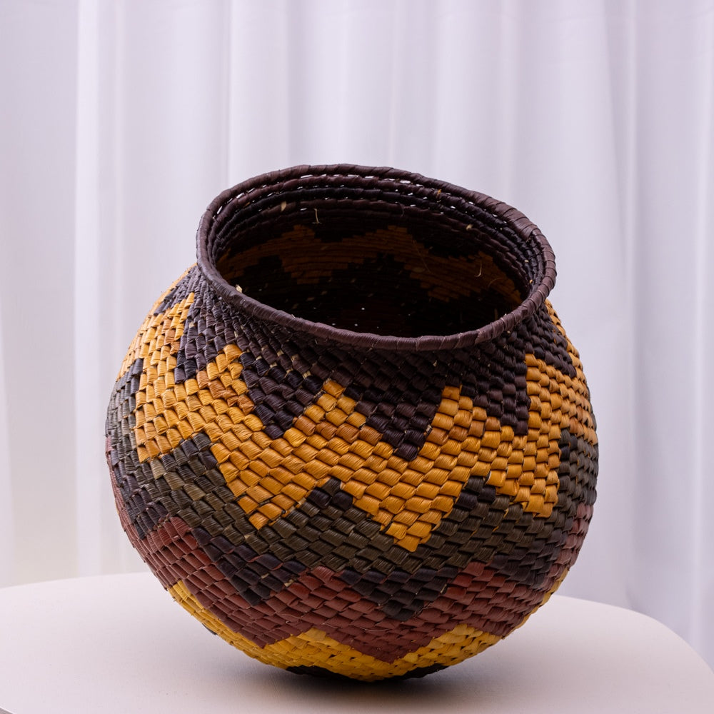 Vaso Artesanal em Palha de Tucumã