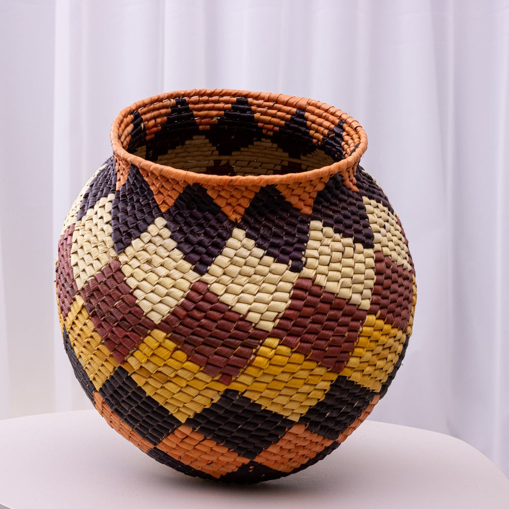 Vaso Artesanal em Palha de Tucumã