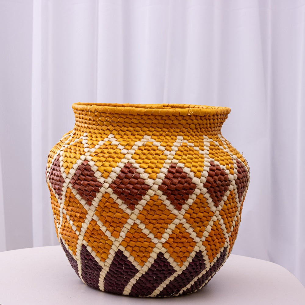 Vaso Artesanal em Palha de Tucumã