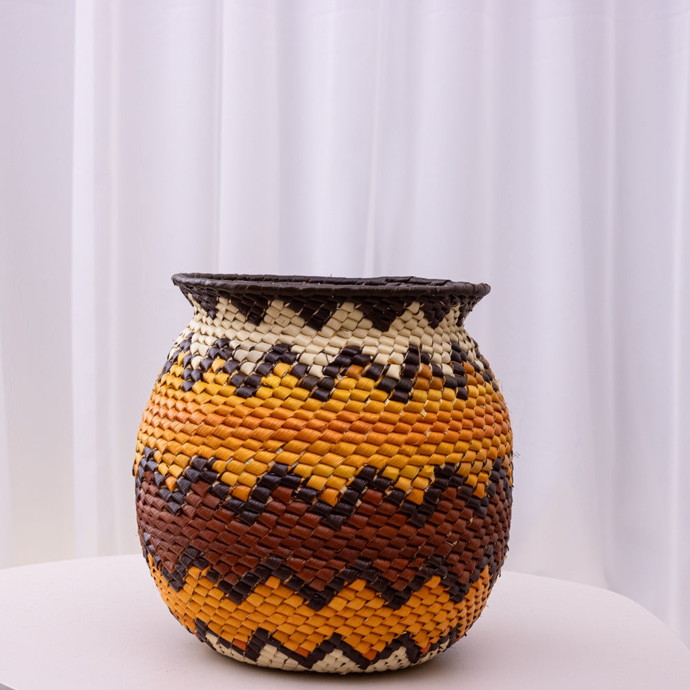 Vaso Artesanal em Palha de Tucumã