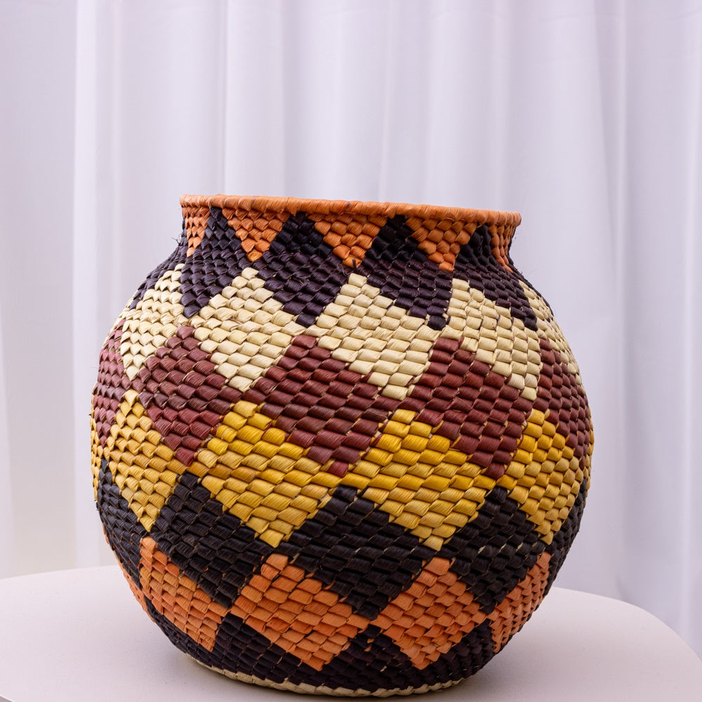 Vaso Artesanal em Palha de Tucumã