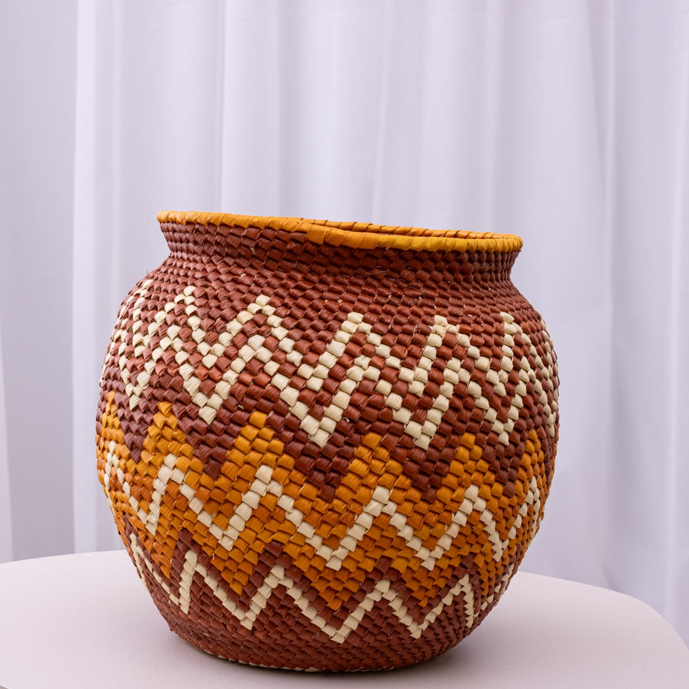 Vaso Artesanal em Palha de Tucumã